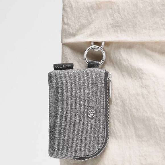 lululemon athletica Silver Metallic  Zip Card Pouch with shopping Bag. - Picture 3 of 8